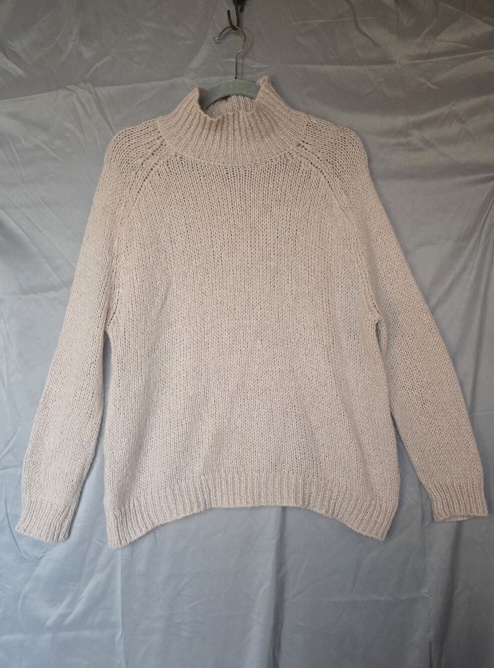 Modern Rarity Sweater Womens XS Pink Turtleneck Glitter Chunky Knit Italy *hole